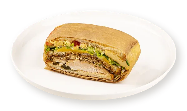 Изображение Сэндвич по-корейски С куриным филе томатом сыром омлетом на пшеничном хлеб от бренд-шефа Табрис бум/уп, 270 г